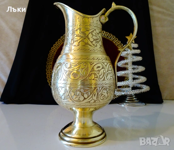 Уникална бронзова кана за вино,релефни орнаменти,позлата. , снимка 4 - Антикварни и старинни предмети - 54556028