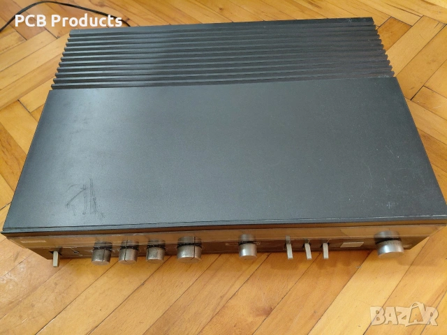 Усилвател ресийвър 80 вата UNIVERSUM VT 895