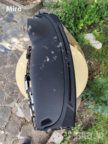 Табло за Kia Niro , снимка 2 - Части - 54799478