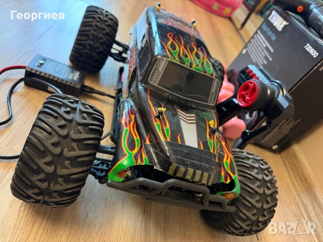 RC количка 4х4 радиоуправляема