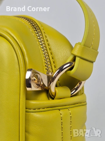 Нова дамска чанта Trussardi в жълт цвят със сертификат, снимка 5 - Чанти - 54407724