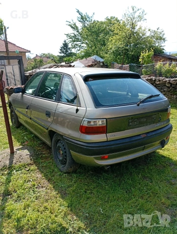 Опел Астра 1.6 , снимка 3 - Части - 54671531