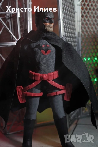 Лимитирана Екшън фигура DC Comics Batman Батман, снимка 11 - Фигурки - 55057488