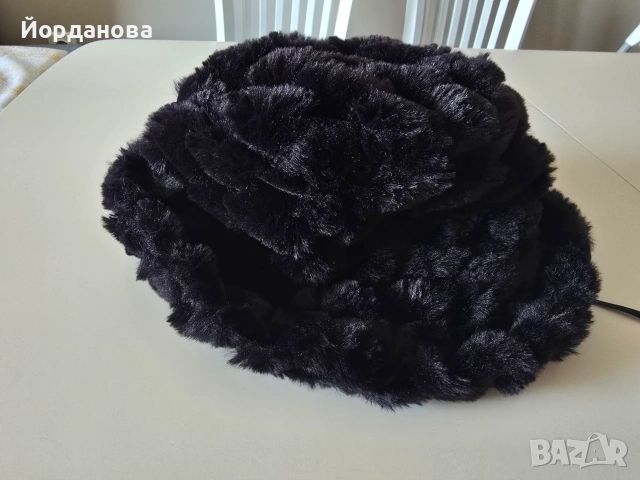Зимна шапка, снимка 3 - Шапки - 55060720