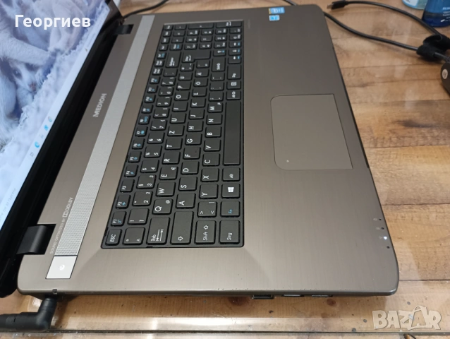 Лаптоп - Touchnotebook Medion Akoya E7228T / 17,3", снимка 5 - Лаптопи за дома - 54707401