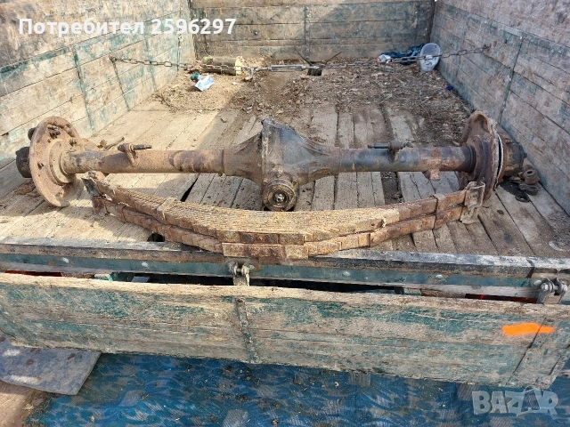 Заден мост УАЗ и ресори. 