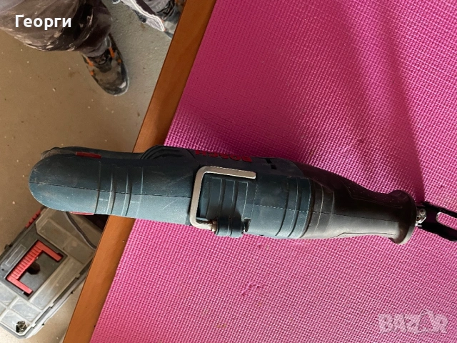 Саблен трион Bosch, снимка 3 - Триони и циркуляри - 54324434