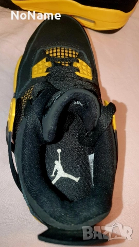 Jordan Air 4 Retro Thunder 36н., снимка 3 - Детски маратонки - 54589863
