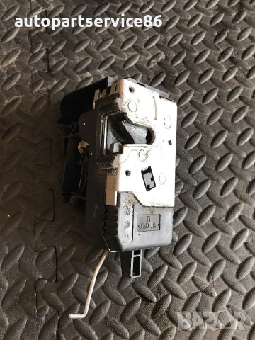 Брава за предна лява врата за Vauxhall Opel Signum (2002-2006) 24447342