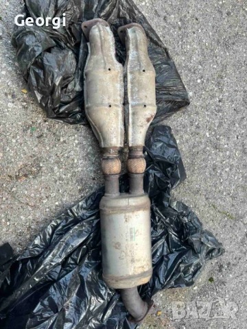 Nissan GTR средно гърне с катализатори(midpipe) 20300 jf00a, снимка 2 - Части - 54565979
