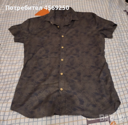 ЧИСТО НОВА мъжка риза с къс ръкав, Тъмна/Тропически мотив, Размер М