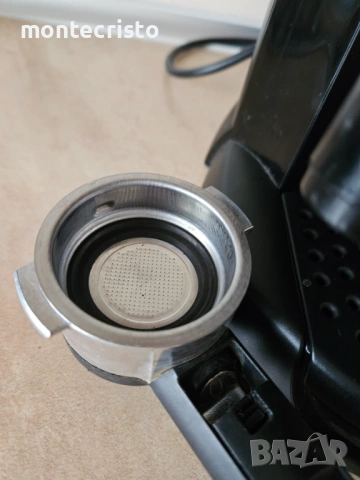 Кафемашина DELONGHI мляно кафе, снимка 4 - Кафемашини - 54744243