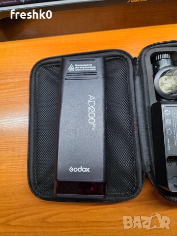 GODOX AD200Pro Светкавица, снимка 2 - Светкавици, студийно осветление - 54983291