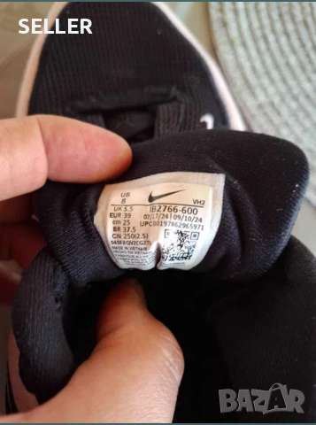 Оригинални Маратонки Nike , снимка 7 - Маратонки - 55227772