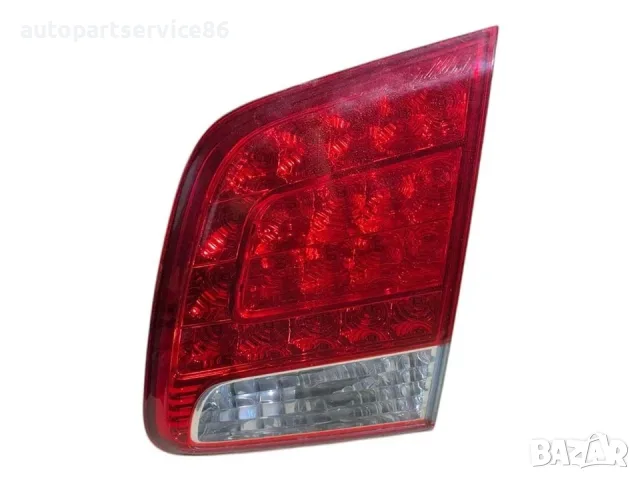 Заден десен стоп за врата на багажник за Kia Sorento 2.2 CRDi (2012) 924062P12, снимка 2 - Части - 55417378