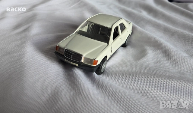 Mercedes Benz 190 190 E Cursor-Modell 1182 мащаб 1/35 Федерална Република Германия, снимка 6 - Колекции - 54194871