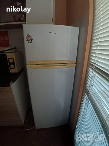 Спешно продавам малък хладилник