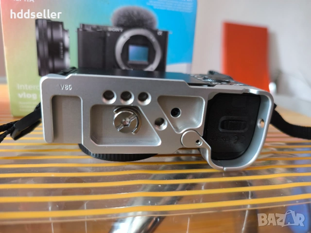 Продавам Sony ZV-E10 на 7000 кадъра в отлично състояние, снимка 8 - Фотоапарати - 54605556