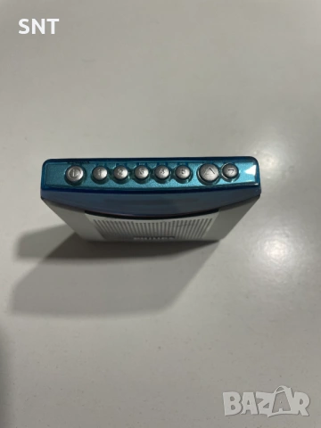 Два броя радиа Philips и aiwa, снимка 2 - Радиокасетофони, транзистори - 54729795