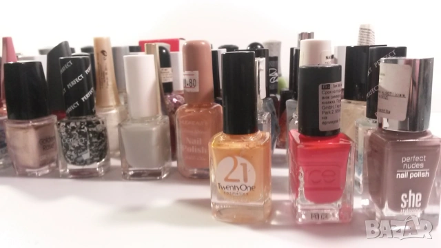 Лот 93 различни лакове за нокти - използвани малко или много, снимка 4 - Други - 54193551