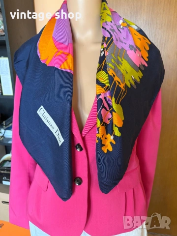 Копринен шал Christian Dior, снимка 6 - Шалове - 54181771