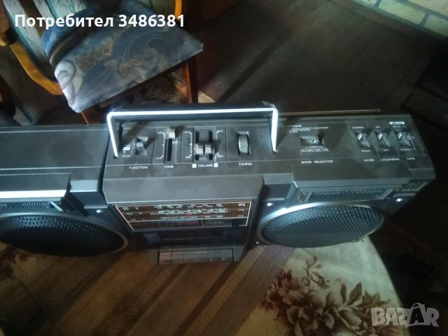 HITACHI TRK 2200, снимка 3 - Радиокасетофони, транзистори - 54666389