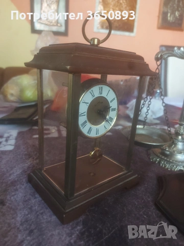 стар немски механиен часовник
