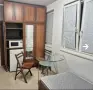 Обзаведено партерно ателие Център за 1 човек, снимка 1