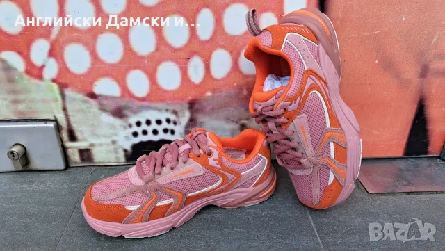 Английски дамски маратонки с естествена кожа-Clarks, снимка 3 - Маратонки - 55327949