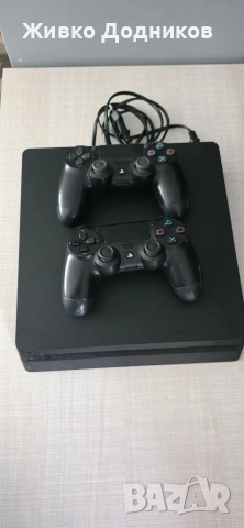 Продавам PS4 Slim 500GB + Телевизор JVC 32", снимка 4 - PlayStation конзоли - 54794371