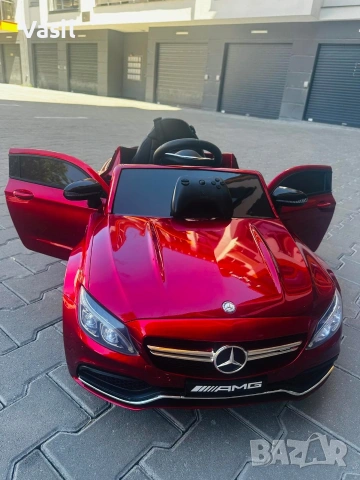Детска Акумулаторна кола Mercedes Benz C63s AMG червена , снимка 4 - Коли, камиони, мотори, писти - 55181531