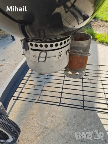 Weber Performer барбекю на дървени въглища 57см, снимка 7 - Барбекюта - 54848405