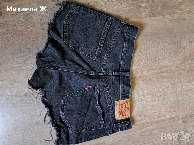 Дънкови къси гащи Levi's , снимка 5 - Къси панталони и бермуди - 54453582