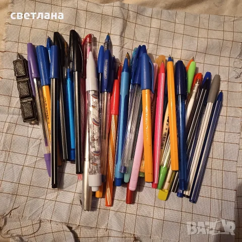 1. Химикали рекламни. 2 химикали пишещи. 3. цветни моливи 4.фулмастри 5.четки за рисуване и палитри, снимка 3 - Колекции - 38767197