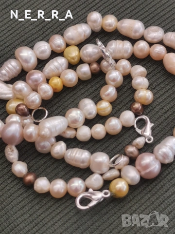 Три гривни от разноцветни естествени перли