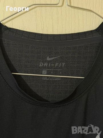 Тениска Nike DRI FIT, размер L, снимка 3 - Спортни дрехи, екипи - 54978162