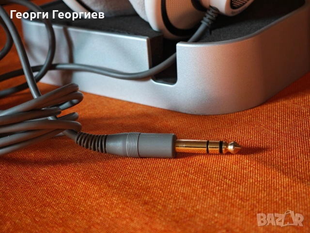 AKG K-701 made in Austria , снимка 8 - Ресийвъри, усилватели, смесителни пултове - 54812768
