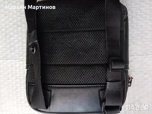 Маркови Мъжки Чантички, снимка 5 - Чанти - 54752853
