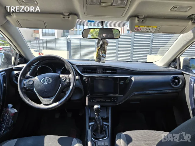 Toyota Auris 1.4 D4D-Facelift 🇮🇹, снимка 7 - Автомобили и джипове - 55606265