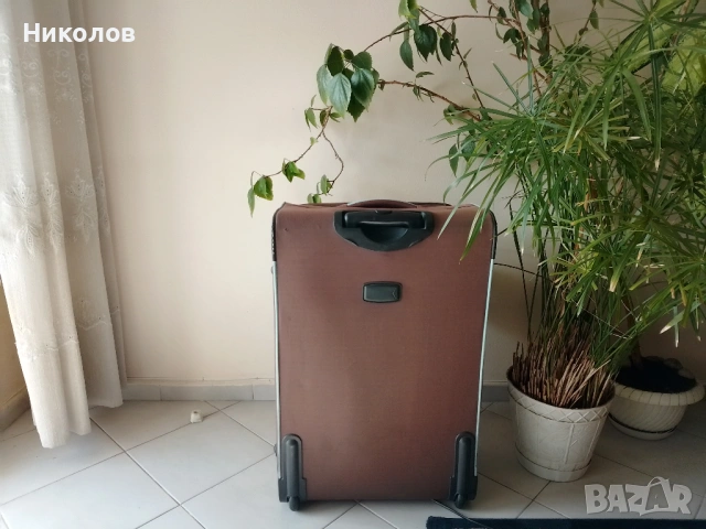 Куфар 2бр колелца  "олекотен 2,8кг""L,Lаmbertаzzi" "20€" нов+Доставка, снимка 3 - Куфари - 54661266