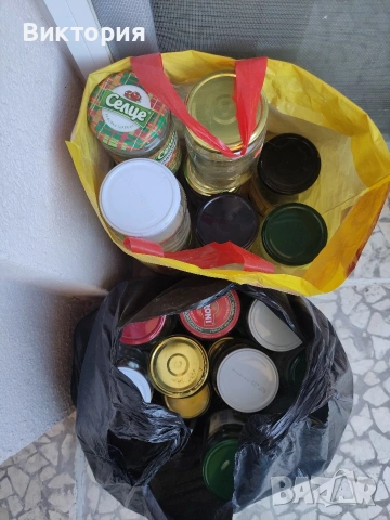 Подарявам буркани