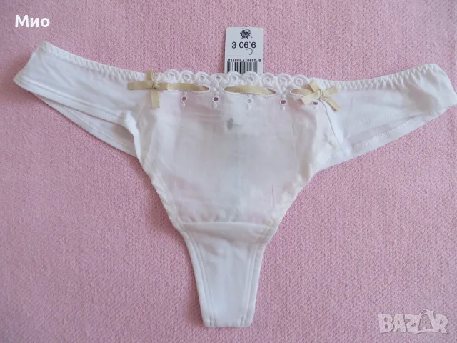 Intimissimi нови бикини стринг с красива рязана бродерия, М