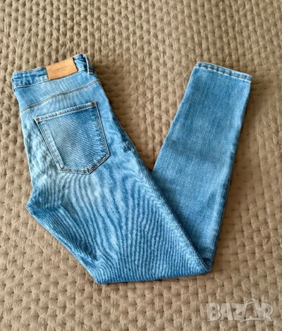 Дънки за тийнейджърка - Zara, H&M, Bershka, Pull&Bear, снимка 8 - Детски панталони и дънки - 54451502