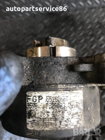 Вакуум помпа за Vauxhall Opel Vectra C 1.9 CDTI (2002-2006) 55188660, снимка 3 - Части - 54968799