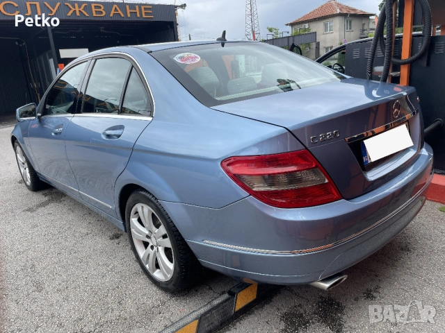 Mercedes-Benz C220 CDI BlueEfficiency (W204) – запазен и с доказан произход., снимка 5 - Автомобили и джипове - 54583050