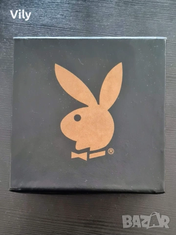 Комплект за покер с марка Playboy, снимка 2 - Карти за игра - 54982096