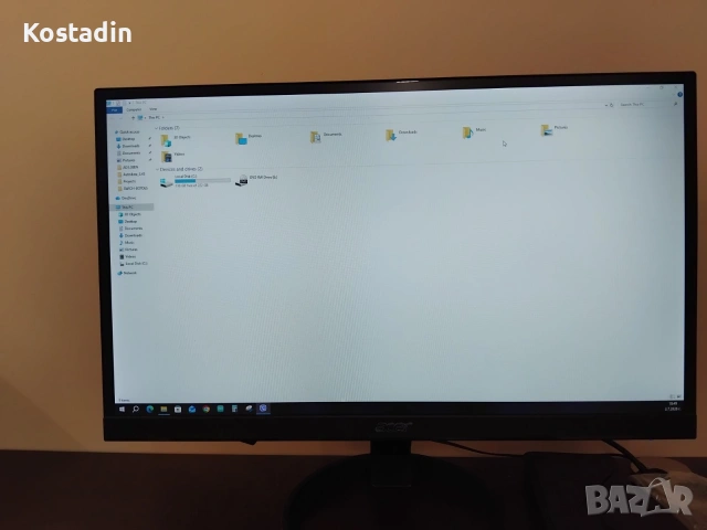 Монитор Acer R221Q, снимка 2 - Монитори - 55267983