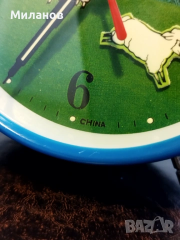 Стар анимиран будилник, настолен часовник, снимка 3 - Антикварни и старинни предмети - 54132465