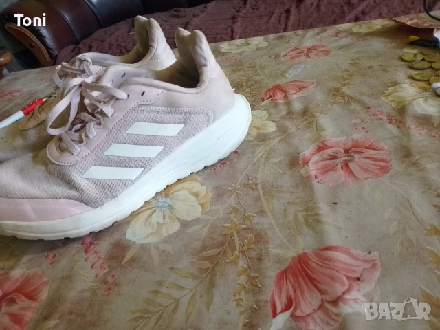 чисто нови дамски маратонки детски маратонки Adidas Tensaur Run 39 1/3 uk6 us 6 1/2 без кутия!!!!