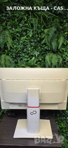 Монитор 27" Fujitsu P27t-7 IPS (2560x1440) - Бял, снимка 2 - Монитори - 54571729